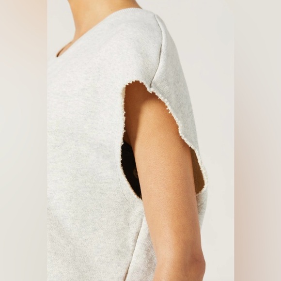 Wear It To Heart - Chelsea Sleeveless Sweatshirt in Oatmeal - S (REVOLVE) - Picture 2 of 9